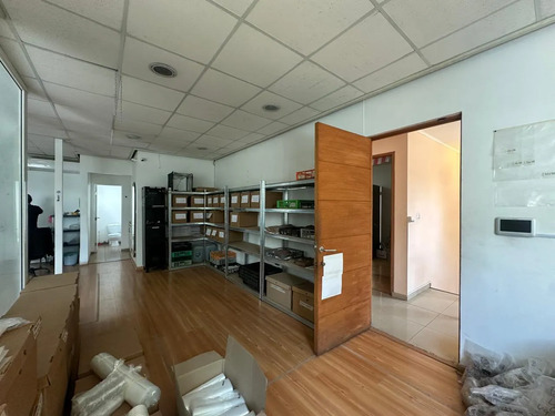 Uso Comercial - 5p,4b - 252m2 Utiles- Barrio Italia