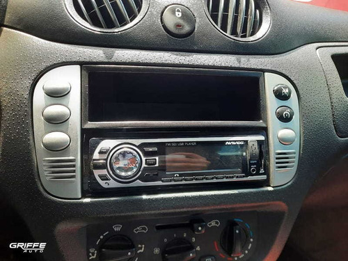 Imagem 10 de 14 de Citroen C3 Glx 14 Flex 2011