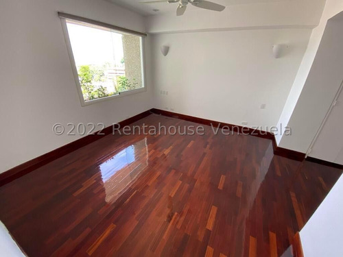 Apartamento En Venta En Altamira Caracas