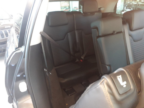 Imagen 6 de 15 de Jeep Commander Limited 4x4 At9