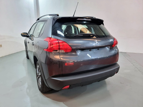 Peugeot 2008 1.6 Feline 5p
