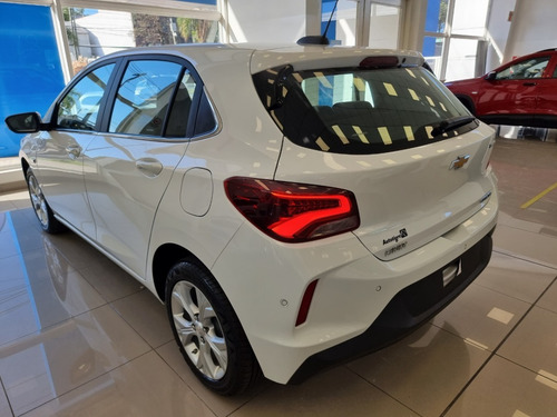 Imagen 14 de 22 de Chevrolet Onix Premier 1.0 Turbo Aut. Ph