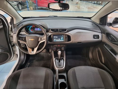 Imagem 8 de 8 de Chevrolet Onix 1.4 Mpfi Lt 8v Automático 2017