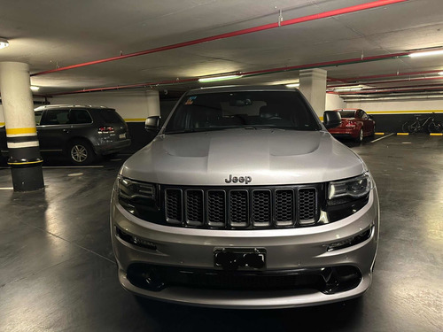 Imagen 5 de 10 de Jeep Grand Cherokee 2015 6.4 Srt Atx 465hp At