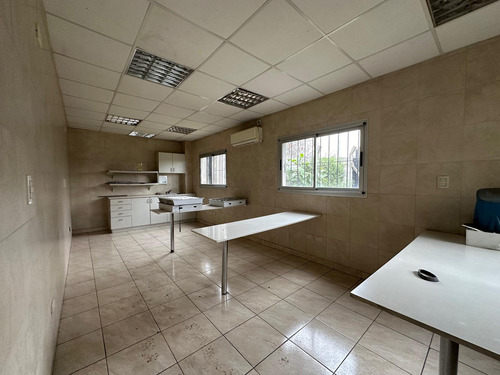 Alquiler Deposito 1900 M2 En Benavidez Tigre