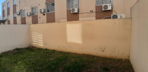 Imagen 13 de 21 de Departamento 2 Amb Solares De Moreno 3 Con Patio