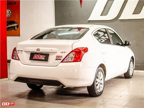 Nissan Versa 1.6 16v Flex Sv 4p Xtronic