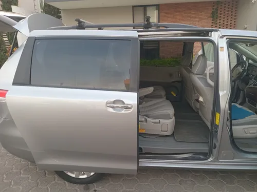 Toyota Sienna Xle Piel Limited Qc Dvd At