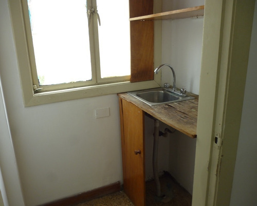 Imagen 14 de 17 de Oficina En Edificio Comercial Con Fachada Recién Actualizada, Consta De 86 M2, Sabana Grande