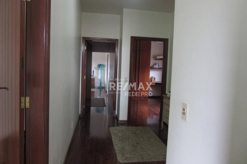 Casa Com 4 Dormitórios À Venda, 600 M², Condomínio Marambaia - Vinhedo/sp - Ca7391