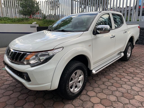 Imagen 1 de 14 de Mitsubishi L200 2018 2.4 Cabina Doble 4x2 Mt
