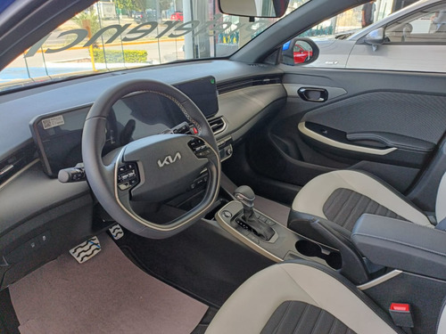 Kia K3 2.0 Gt Line Sedan At