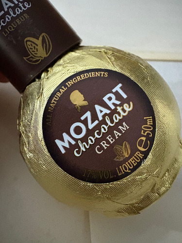 Licor Mozart Chocolate Cream. 50ml. Nuevo