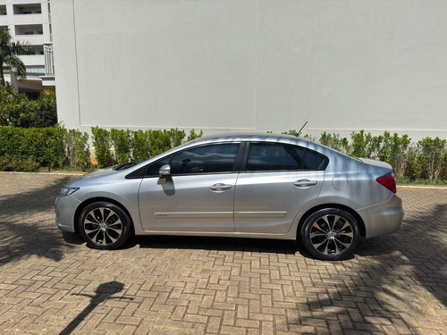 Honda Civic 2.0 Lxr Flex Aut. 4p