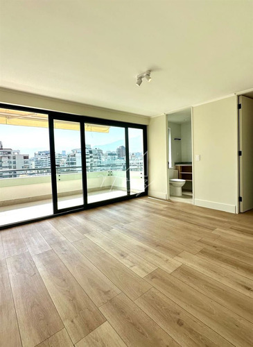 Duplex A Estrenar , En El Corazon De Vitacura-vista Norte