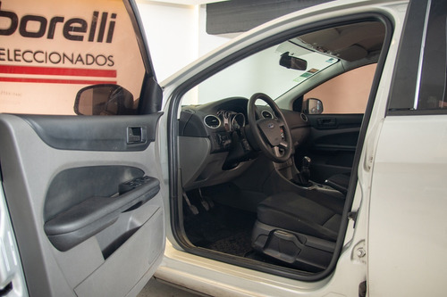 Ford Focus Exe Trend 1.6l Taraborelli San Miguel