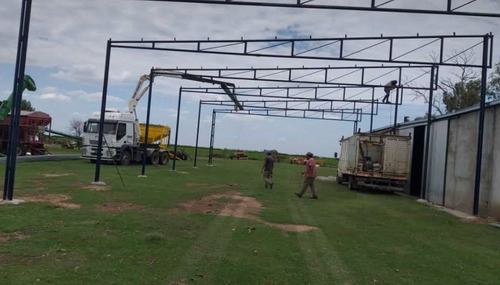 Imagen 6 de 10 de Cabriadas De Caño Petrolero Para Galpones