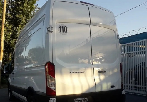 Imagen 2 de 8 de Ford Transit 2018 2.2 Furgon Mediano 350m