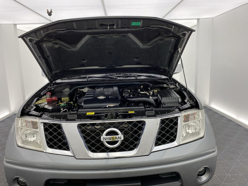 Imagen 24 de 25 de Nissan Navara High Lujo Le 2.5 Turbo