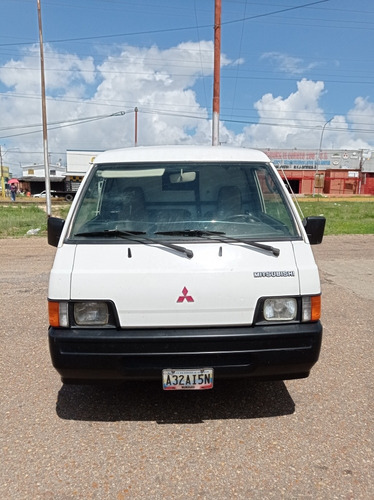 Imagen 4 de 6 de Mitsubishi L300 L300
