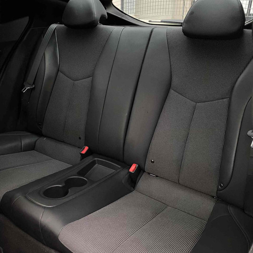 Imagen 12 de 15 de Hyundai Veloster 1.6 6at 130cv 2016