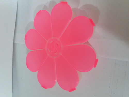 Caja Plastica, Forma Flor,  Todo Uso. 2u. Colores Varios.