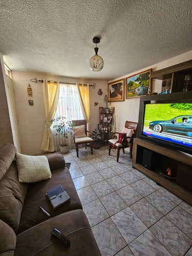 Venta Casa 3d1b, Comoda Y Buen Sector En Los Pinos,quilpue