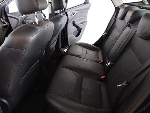 Ford Focus III 2.0 Sedan Titanium Mt