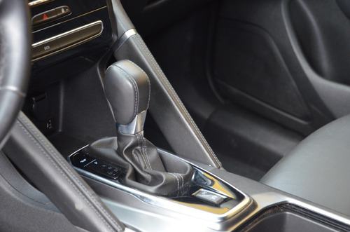 Imagen 15 de 20 de Renault New Koleos Zen At Modelo 2021 De Placa Jmm159