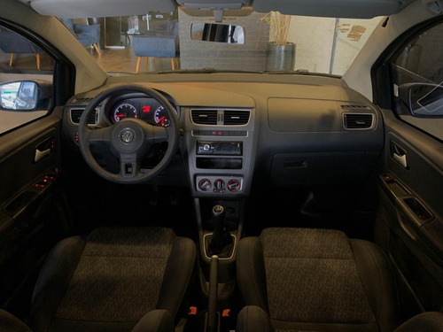 Volkswagen Fox 1.0 Tec Total Flex 5p