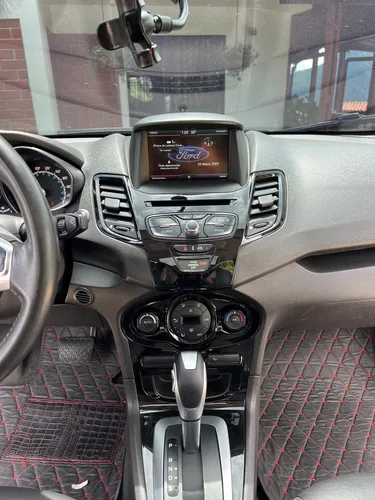 Ford Fiesta 1.6 Hatchback Titanium