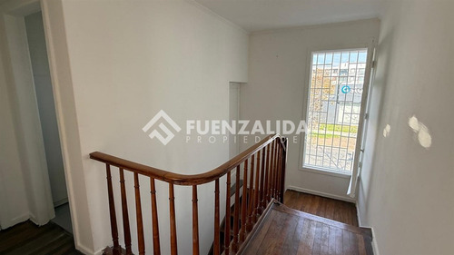 Casa En Arriendo De 5 Dorm. En Ñuñoa