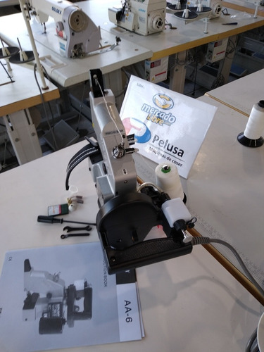 Imagen 5 de 10 de Maquina De Coser Cerrar Bolsa Bolsera Siruba 12v