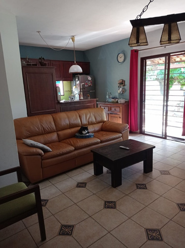 Precioso Chalet, Excelente Ubicación;lagomar, 3 Dormitorios