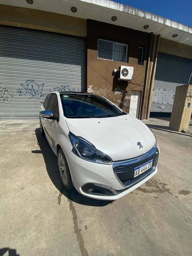 Peugeot 208 1.6 Urban Tech 2019