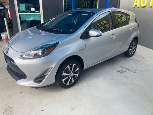 Imagen 7 de 14 de Toyota Prius 2018 1.5 Prius C At