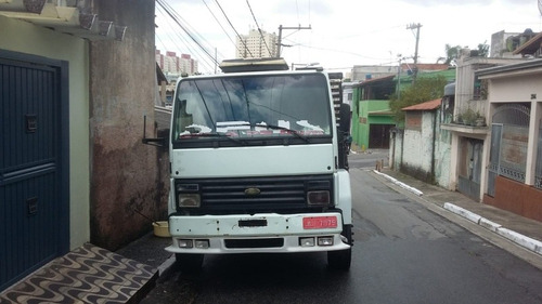 Imagem 2 de 3 de Ford Cargo 2218 T