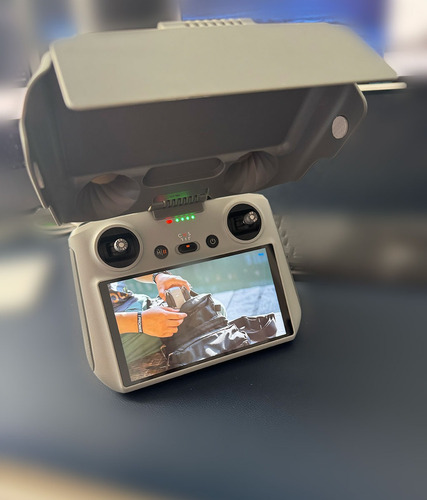 Controle Com Tela 5.5'' Dji Rc Smart-rm330