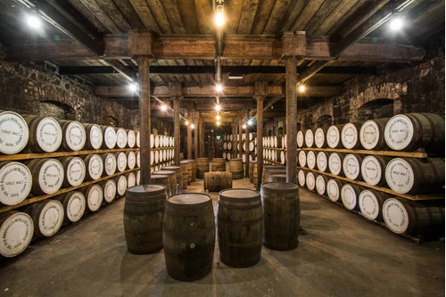Imagen 6 de 10 de Whisky Bushmills Port Cask Steamship 700ml En Estuche