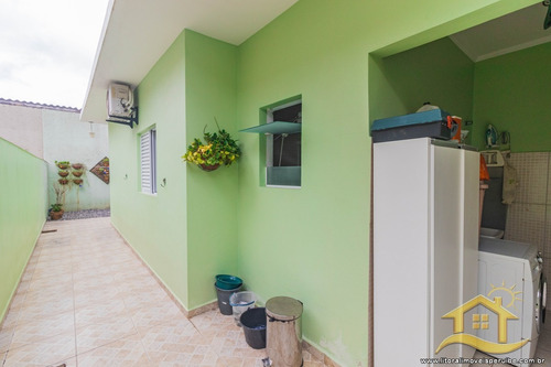 Imagem 15 de 17 de Casa - Térrea No Bairro Veneza, 0 Metros Da Praia, Peruíbe-sp - 5486