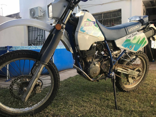 Imagen 8 de 8 de Suzuki Dr 350 S