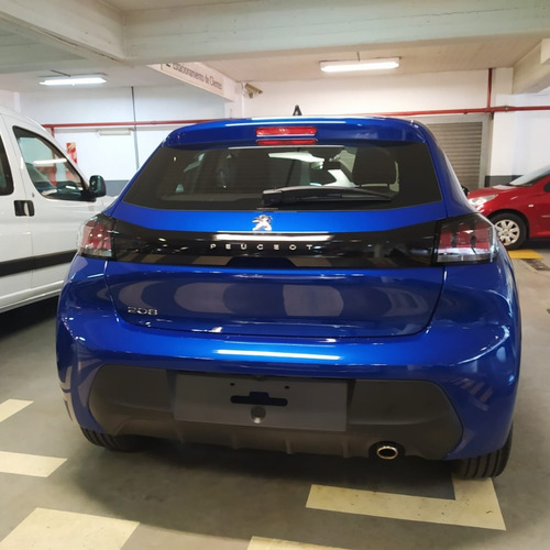 Imagen 5 de 18 de Peugeot 208 1.6l Allure 2022