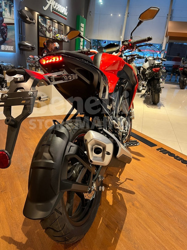 Imagen 7 de 15 de Benelli 180s