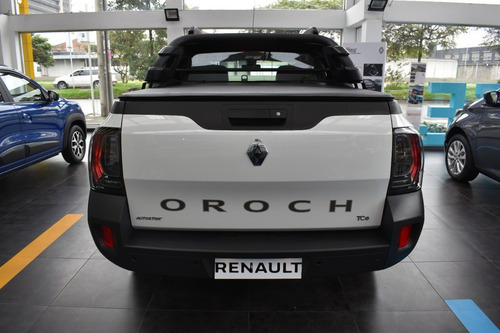 Imagen 3 de 24 de Renault Oroch Intens 4x4 Outsider Mt 1.3 Tce Modelo 2023