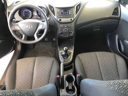 Imagem 6 de 10 de Hyundai Hb20 1.0 Comfort 12v Flex 4p Manual