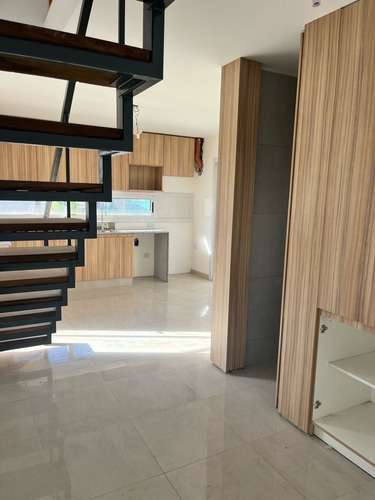 Manantiales 1- Alquiler Duplex 3 Dormitorios
