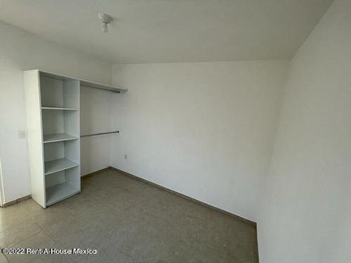 Imagen 6 de 11 de Casa De Una Planta En Renta En Viñedos