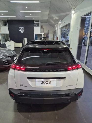 Peugeot 2008 1.0T Gt