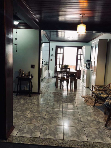 Imagem 11 de 22 de 2 Sobrados + Galpão!!! Campo Limpo - R$ 1.8 Mi - V4398