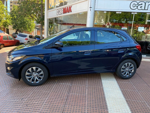 Chevrolet Onix Joy Black 2020